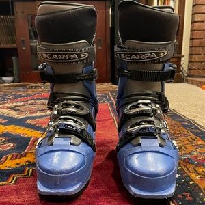 Scarpa Denali XT Touring Ski Boots